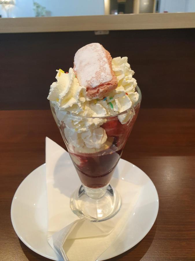 Contact Hotel Restaurant La Chaumiere Entre Orgeval Et Flins A13 Sortie 8 レ・ミュロー エクステリア 写真