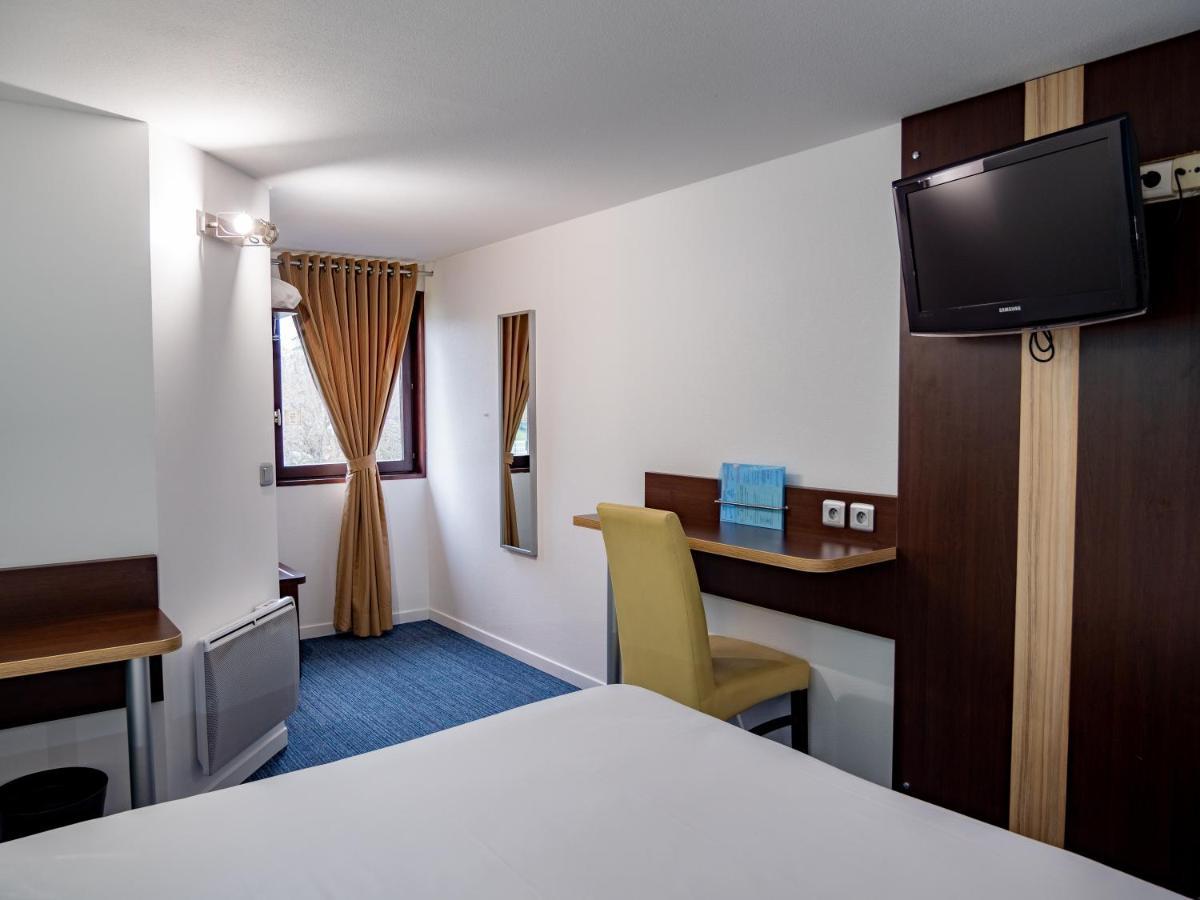 Contact Hotel Restaurant La Chaumiere Entre Orgeval Et Flins A13 Sortie 8 レ・ミュロー エクステリア 写真