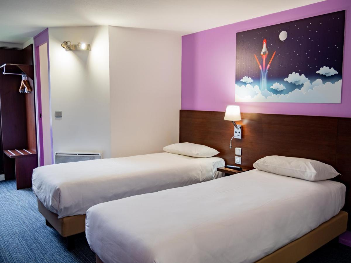 Contact Hotel Restaurant La Chaumiere Entre Orgeval Et Flins A13 Sortie 8 レ・ミュロー エクステリア 写真