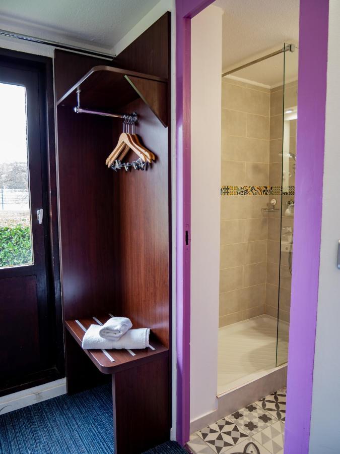 Contact Hotel Restaurant La Chaumiere Entre Orgeval Et Flins A13 Sortie 8 レ・ミュロー エクステリア 写真