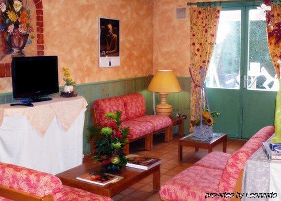 Contact Hotel Restaurant La Chaumiere Entre Orgeval Et Flins A13 Sortie 8 レ・ミュロー 部屋 写真