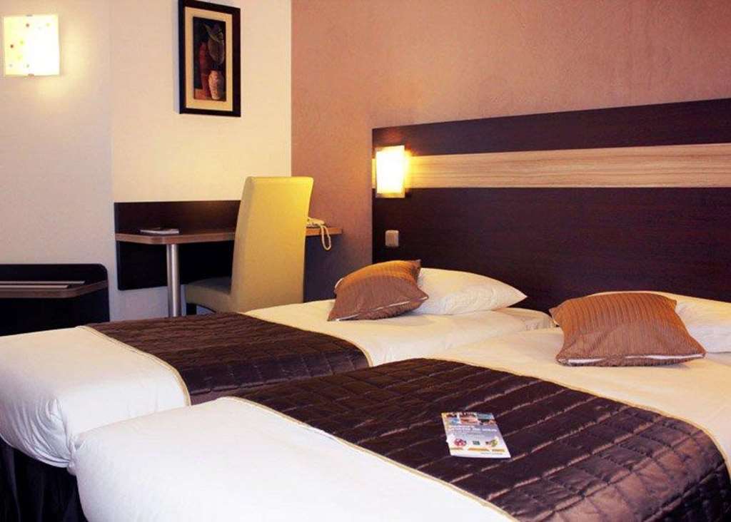 Contact Hotel Restaurant La Chaumiere Entre Orgeval Et Flins A13 Sortie 8 レ・ミュロー 部屋 写真