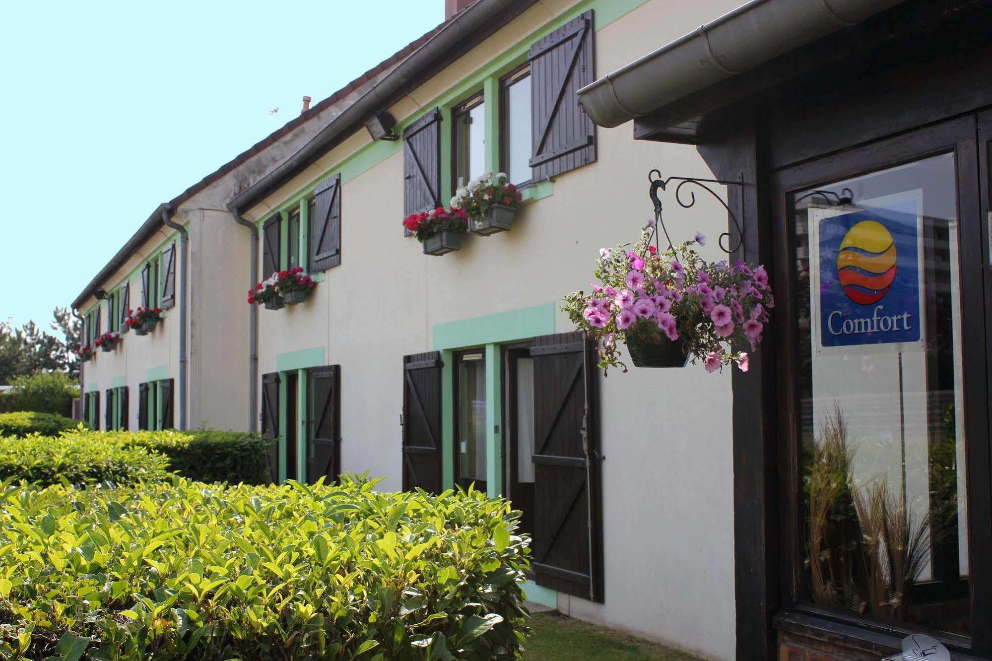 Contact Hotel Restaurant La Chaumiere Entre Orgeval Et Flins A13 Sortie 8 レ・ミュロー エクステリア 写真