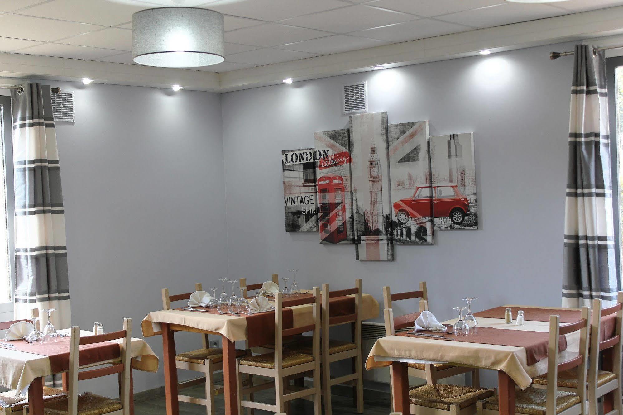 Contact Hotel Restaurant La Chaumiere Entre Orgeval Et Flins A13 Sortie 8 レ・ミュロー エクステリア 写真
